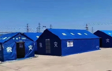 لقد شاركت Tangshan Pengcheng Outdoor بشكل عميق في توحيد عمليات خيمة الإغاثة في حالات الكوارث، وبناء خط دفاع قوي عالي الجودة لإمدادات الطوارئ.